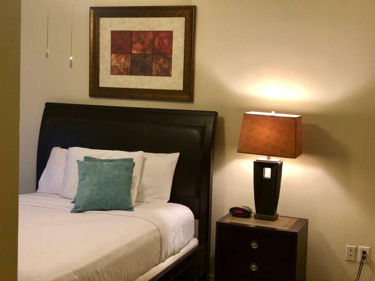The Reside Fully Furnished Condos - Medical Stays Welcome Хьюстон Экстерьер фото